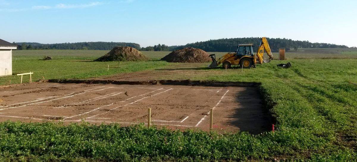 zaměření základových pasů